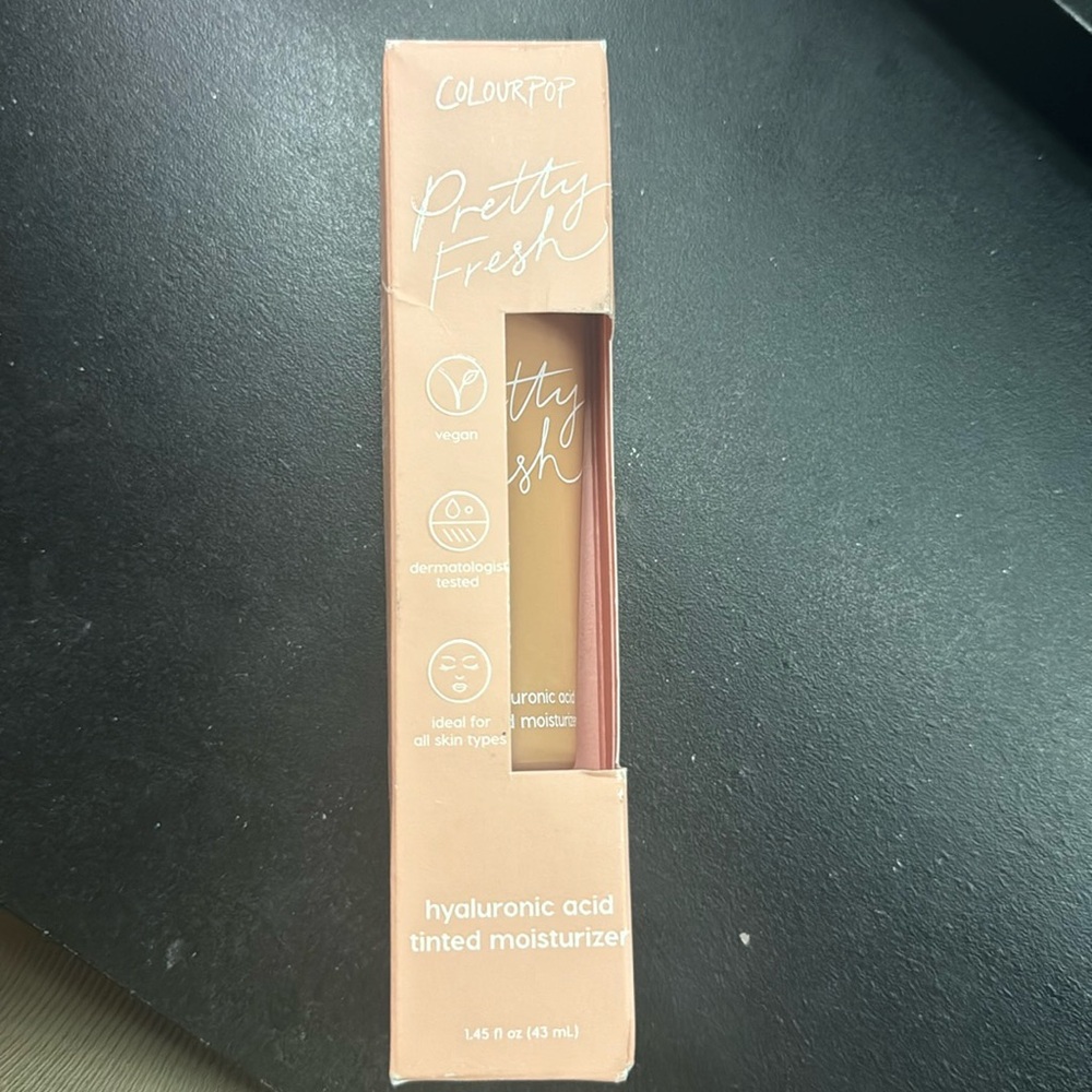 Pretty Fresh Tinted Moisturizer